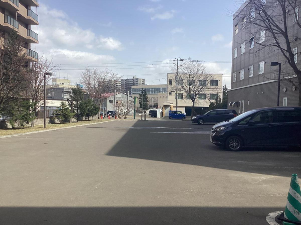 Sapporo International Youth Hostel Bagian luar foto